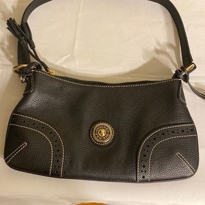 Dooney & Burke small leather shoulder bag.